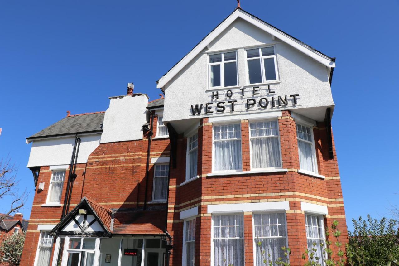 West Point Hotel Bed And Breakfast Colwyn Bay Exterior photo